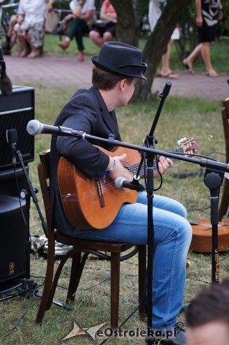 Art Czwartek: Recital Piotra Grzyba [10.07.2014] - zdjęcie #24 - eOstroleka.pl