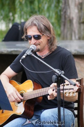 Art Czwartek: Recital Piotra Grzyba [10.07.2014] - zdjęcie #8 - eOstroleka.pl