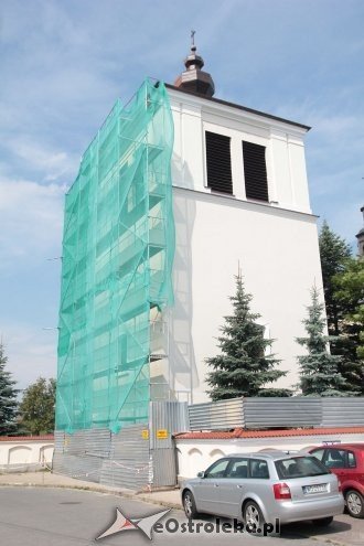 Remont dzwonnicy w ostrołęckiej Farze [11.08.2014] - zdjęcie #4 - eOstroleka.pl