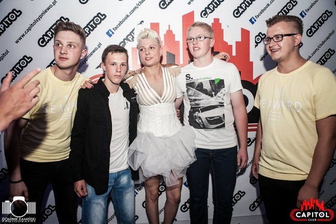 Piękni i Młodzi w Clubie Capitol [ZDJĘCIA] - zdjęcie #8 - eOstroleka.pl