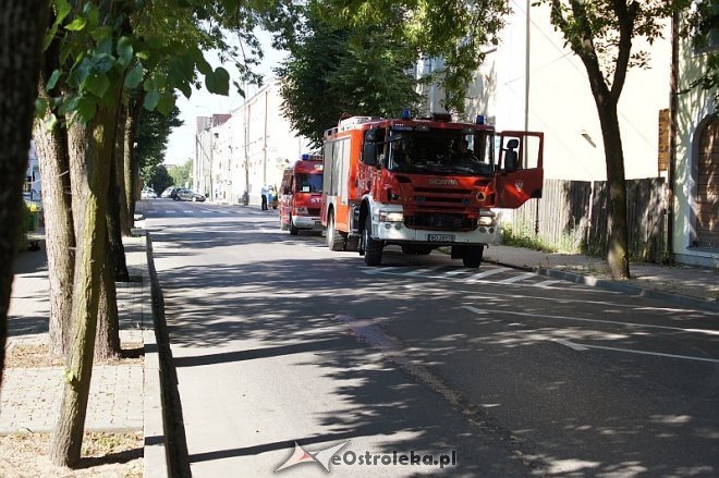 Ostrołęka: Alarmy bomowe w Prokuraturze Okręgowej i Urzędzie Skarbowym [22.07.2014] - zdjęcie #3 - eOstroleka.pl