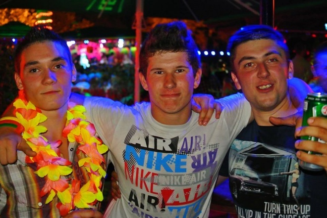 Hawajska Noc w klubie Ibiza Zalesie[26.07.2014] - zdjęcie #90 - eOstroleka.pl