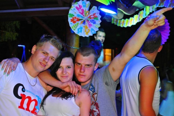 Hawajska Noc w klubie Ibiza Zalesie[26.07.2014] - zdjęcie #56 - eOstroleka.pl