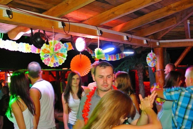Hawajska Noc w klubie Ibiza Zalesie[26.07.2014] - zdjęcie #79 - eOstroleka.pl