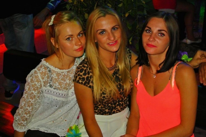 Hawajska Noc w klubie Ibiza Zalesie[26.07.2014] - zdjęcie #85 - eOstroleka.pl
