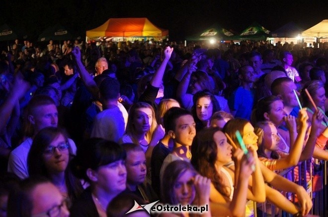 Maxx Dance gwiazdą kolejnej „Nocy z gwiazdami pod gwiazdami” w Szarłacie [27.07.2014] - zdjęcie #74 - eOstroleka.pl