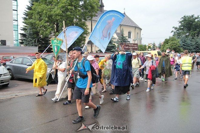Piesza ełcka pielgrzymka na Jasną Górę zawitała do Ostrołęki [31.07.2014] - zdjęcie #25 - eOstroleka.pl