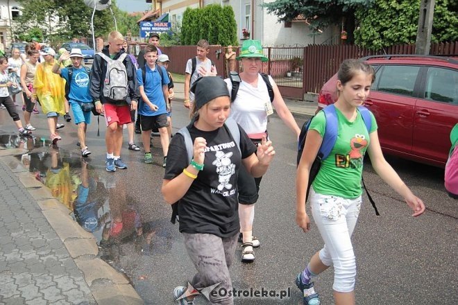 Piesza ełcka pielgrzymka na Jasną Górę zawitała do Ostrołęki [31.07.2014] - zdjęcie #75 - eOstroleka.pl