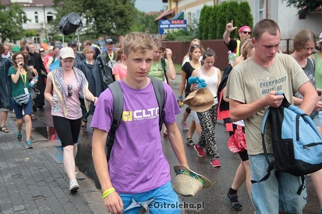 Piesza ełcka pielgrzymka na Jasną Górę zawitała do Ostrołęki [31.07.2014] - zdjęcie #53 - eOstroleka.pl
