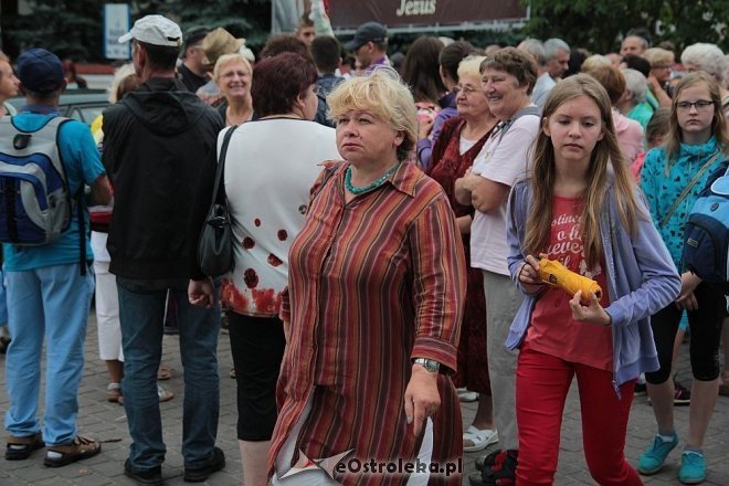 Ostrołęccy pielgrzymi wyruszyli na Jasną Górę [01.08.2014] - zdjęcie #10 - eOstroleka.pl