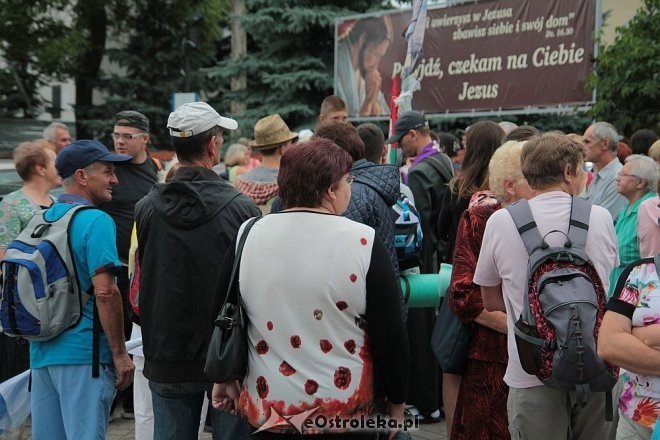 Ostrołęccy pielgrzymi wyruszyli na Jasną Górę [01.08.2014] - zdjęcie #13 - eOstroleka.pl