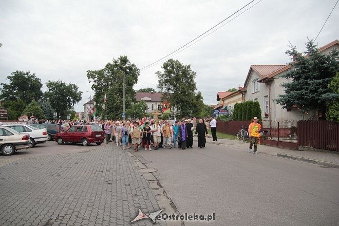 Ostrołęccy pielgrzymi wyruszyli na Jasną Górę [01.08.2014] - zdjęcie #98 - eOstroleka.pl