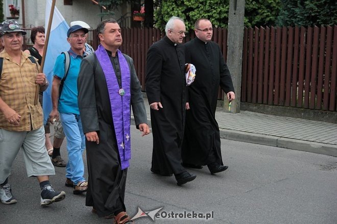 Ostrołęccy pielgrzymi wyruszyli na Jasną Górę [01.08.2014] - zdjęcie #95 - eOstroleka.pl