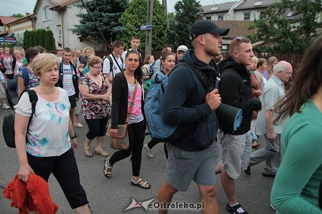 Ostrołęccy pielgrzymi wyruszyli na Jasną Górę [01.08.2014] - zdjęcie #35 - eOstroleka.pl