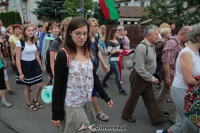 Ostrołęccy pielgrzymi wyruszyli na Jasną Górę [01.08.2014] - zdjęcie #50 - eOstroleka.pl