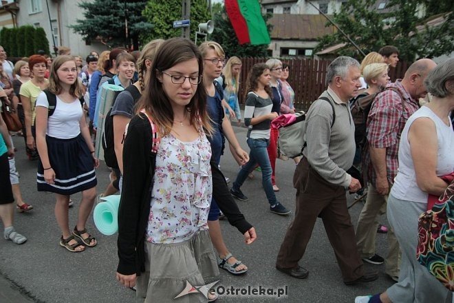 Ostrołęccy pielgrzymi wyruszyli na Jasną Górę [01.08.2014] - zdjęcie #63 - eOstroleka.pl
