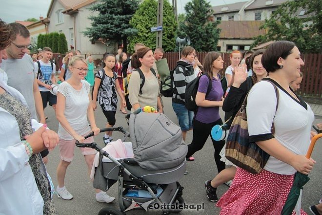 Ostrołęccy pielgrzymi wyruszyli na Jasną Górę [01.08.2014] - zdjęcie #55 - eOstroleka.pl