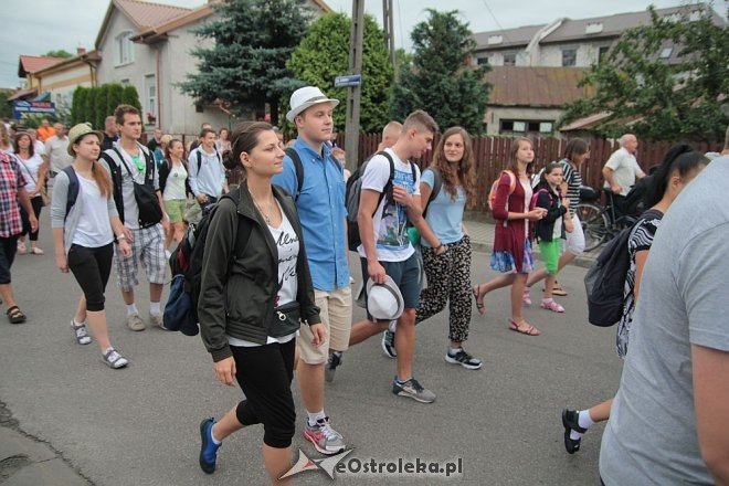 Ostrołęccy pielgrzymi wyruszyli na Jasną Górę [01.08.2014] - zdjęcie #53 - eOstroleka.pl