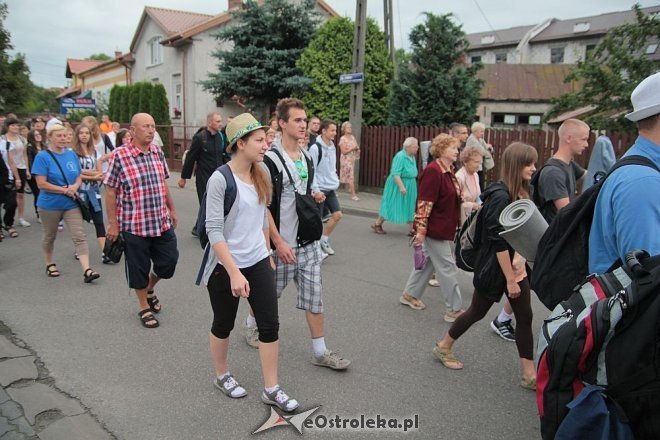 Ostrołęccy pielgrzymi wyruszyli na Jasną Górę [01.08.2014] - zdjęcie #52 - eOstroleka.pl