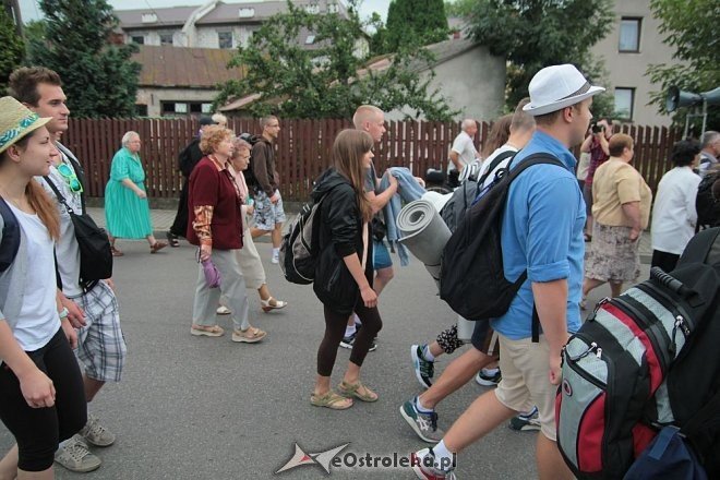 Ostrołęccy pielgrzymi wyruszyli na Jasną Górę [01.08.2014] - zdjęcie #51 - eOstroleka.pl