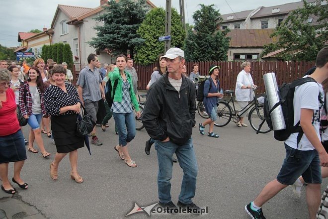 Ostrołęccy pielgrzymi wyruszyli na Jasną Górę [01.08.2014] - zdjęcie #46 - eOstroleka.pl
