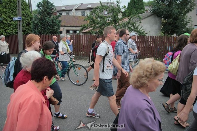Ostrołęccy pielgrzymi wyruszyli na Jasną Górę [01.08.2014] - zdjęcie #41 - eOstroleka.pl