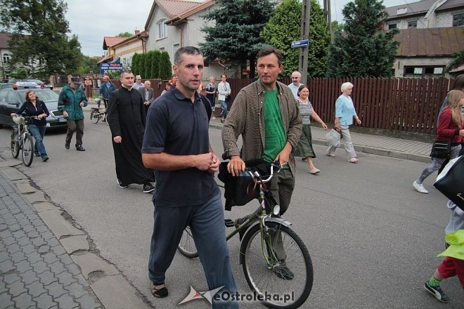Ostrołęccy pielgrzymi wyruszyli na Jasną Górę [01.08.2014] - zdjęcie #38 - eOstroleka.pl
