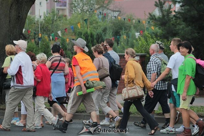 Ostrołęccy pielgrzymi wyruszyli na Jasną Górę [01.08.2014] - zdjęcie #31 - eOstroleka.pl