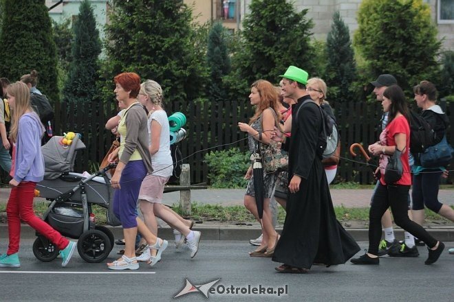 Ostrołęccy pielgrzymi wyruszyli na Jasną Górę [01.08.2014] - zdjęcie #25 - eOstroleka.pl