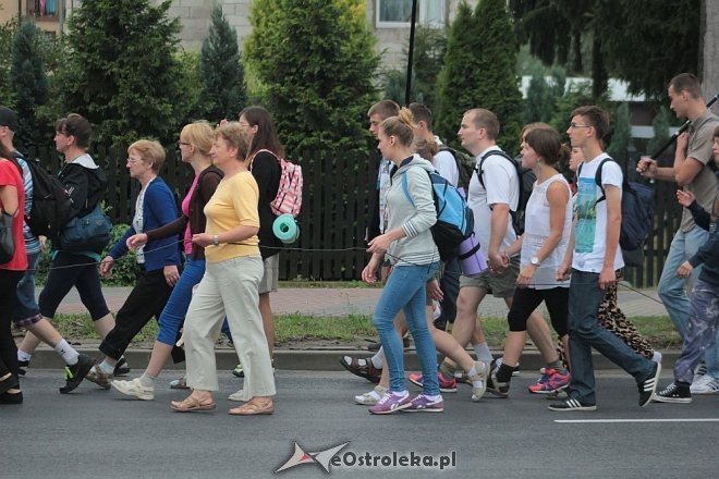 Ostrołęccy pielgrzymi wyruszyli na Jasną Górę [01.08.2014] - zdjęcie #23 - eOstroleka.pl