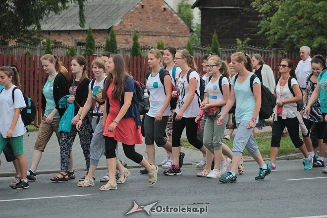 Ostrołęccy pielgrzymi wyruszyli na Jasną Górę [01.08.2014] - zdjęcie #24 - eOstroleka.pl