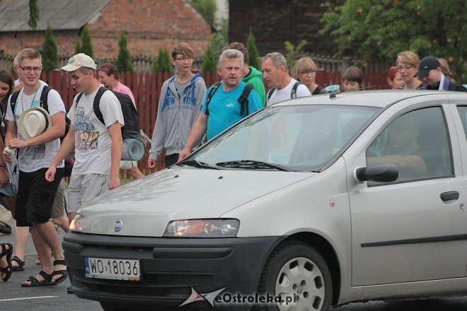 Ostrołęccy pielgrzymi wyruszyli na Jasną Górę [01.08.2014] - zdjęcie #18 - eOstroleka.pl