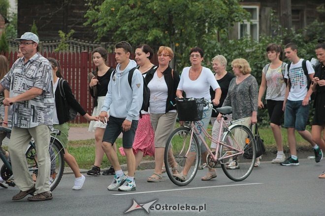Ostrołęccy pielgrzymi wyruszyli na Jasną Górę [01.08.2014] - zdjęcie #10 - eOstroleka.pl