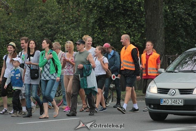 Ostrołęccy pielgrzymi wyruszyli na Jasną Górę [01.08.2014] - zdjęcie #2 - eOstroleka.pl