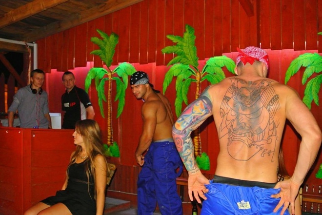 Noc kobiet w Clubie Ibiza. Gorący występ Chippendales Guardian Angels [2.08.2014] - zdjęcie #14 - eOstroleka.pl