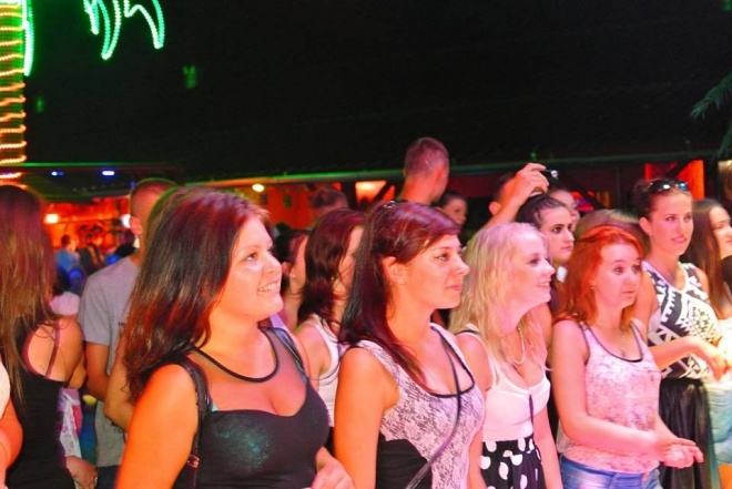 Noc kobiet w Clubie Ibiza. Gorący występ Chippendales Guardian Angels [2.08.2014] - zdjęcie #77 - eOstroleka.pl