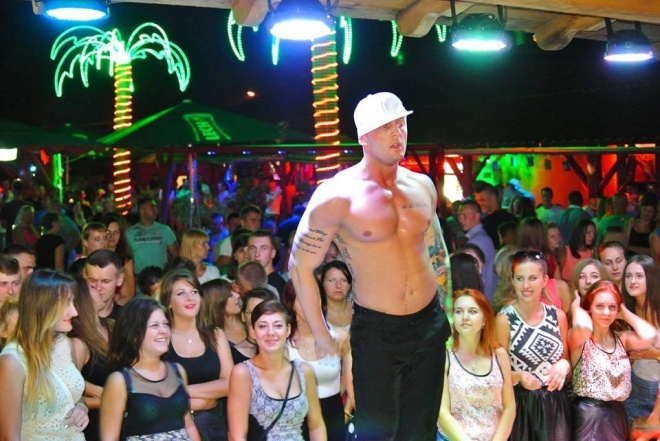 Noc kobiet w Clubie Ibiza. Gorący występ Chippendales Guardian Angels [2.08.2014] - zdjęcie #79 - eOstroleka.pl