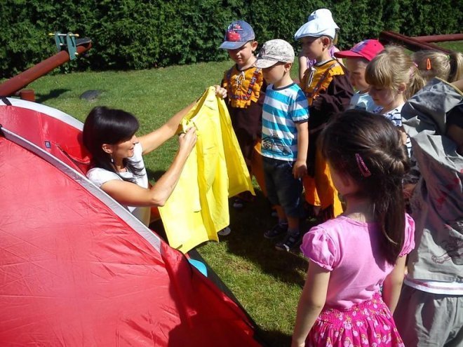 Wakacyjne spotkanie w przedszkolu [06.08.2014]  - zdjęcie #36 - eOstroleka.pl