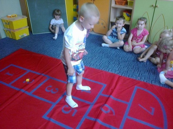 Wakacyjne spotkanie w przedszkolu [06.08.2014]  - zdjęcie #7 - eOstroleka.pl