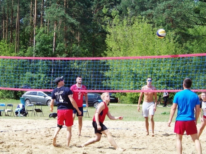 VI Otwarty Turniej Plażowej Piłki Siatkowej Mikstów (09.08.2014) - zdjęcie #17 - eOstroleka.pl