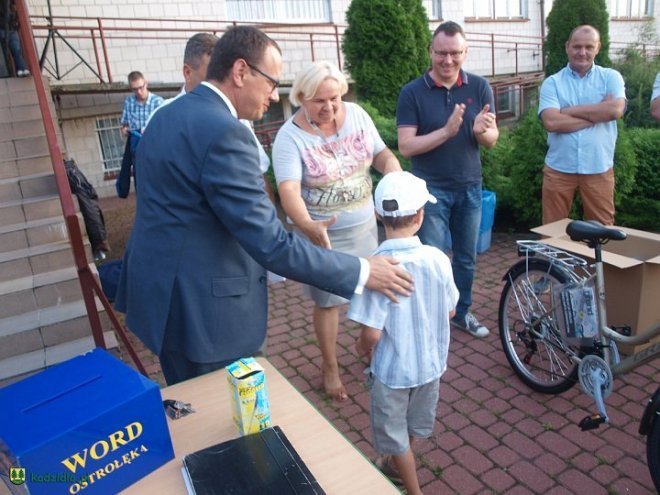 Udany piknik w Wachu. Piękna pogoda i świetna zabawa [14.08.2014] - zdjęcie #4 - eOstroleka.pl