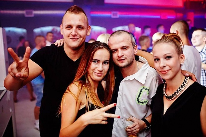 Noc Dużych Dzieci w Clubie Capitol [16.08.2014] - zdjęcie #35 - eOstroleka.pl