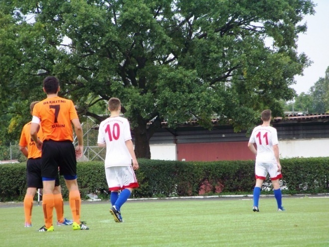 Narew Ostrołęka - Błękitni Gąbin (23.08.2014) - zdjęcie #2 - eOstroleka.pl