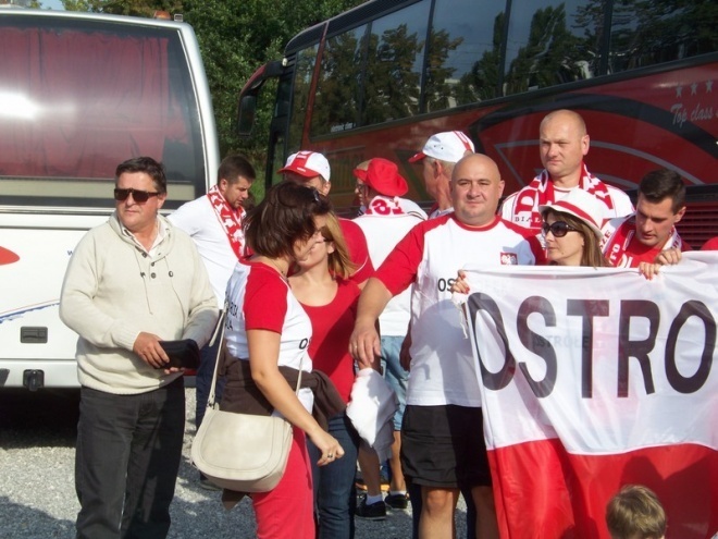 Kibice z Ostrołęki na meczu otwarcia Mistrzostw Świata (30.08.2014) - zdjęcie #4 - eOstroleka.pl