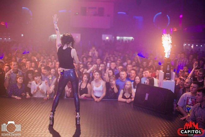 Ewelina Lisowska w Clubie Capitol [29.08.2014] - zdjęcie #132 - eOstroleka.pl