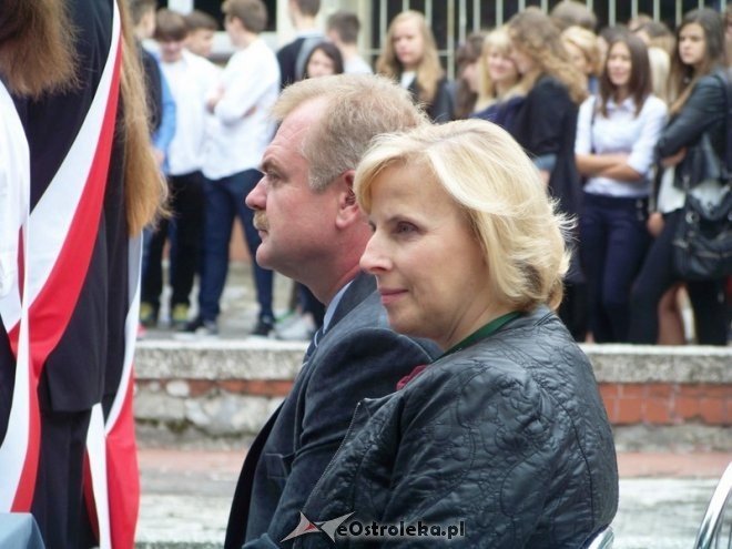 Rozpoczęcie roku szkolnego 2014/15 - Gimnazjum nr 1 i Gimnazjum nr 2 w Ostrołęce (01.09.2014) - zdjęcie #8 - eOstroleka.pl