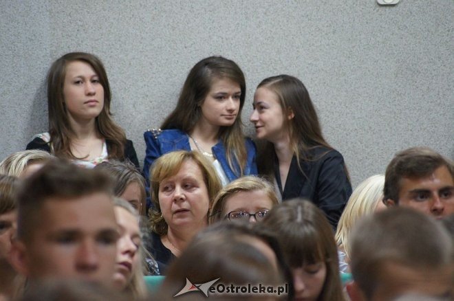 Uroczysta Inauguracja Roku Szkolnego 2014/2015 w ZSZ nr 1, ZSZ nr 3 oraz ZSZ nr 4 [01.09.2014] - zdjęcie #11 - eOstroleka.pl