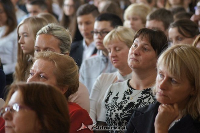 Rozpoczęcie Roku Szkolnego 2014/2015 w I i II LO [01.09.2014] - zdjęcie #7 - eOstroleka.pl