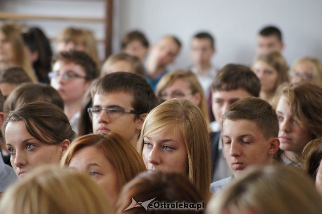 Rozpoczęcie Roku Szkolnego 2014/2015 w I i II LO [01.09.2014] - zdjęcie #4 - eOstroleka.pl