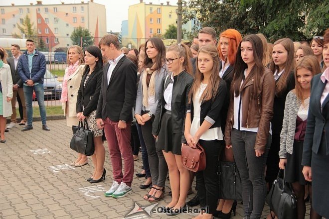 Uczniowie ZS nr 5 uroczyście przywitali nowy rok szkolny [01.09.2014] - zdjęcie #14 - eOstroleka.pl